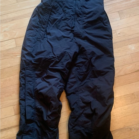 Cabelas womens insulated snow bibs L - Picture 8 of 9